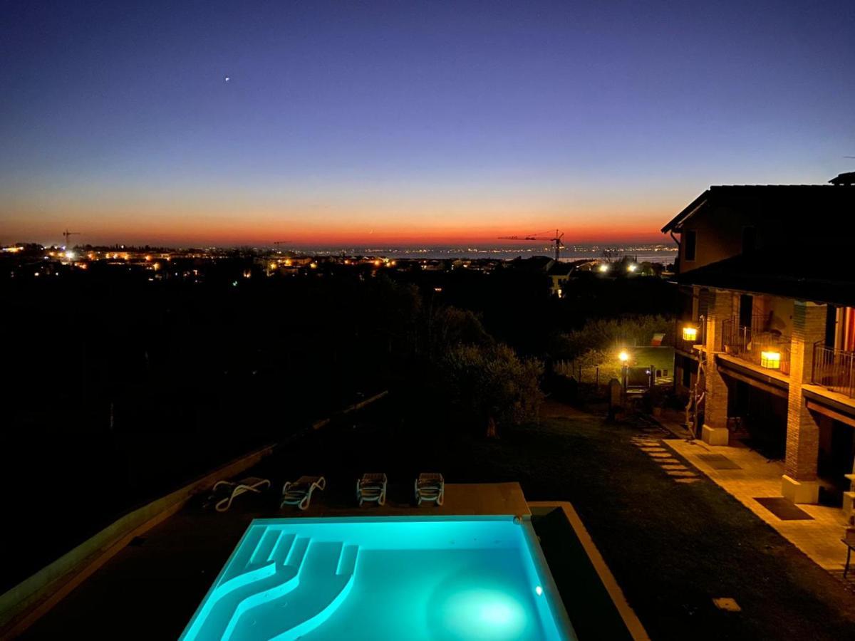 Residence Tasso Canossa - Appartamento Con Piscina Lazise Exteriér fotografie